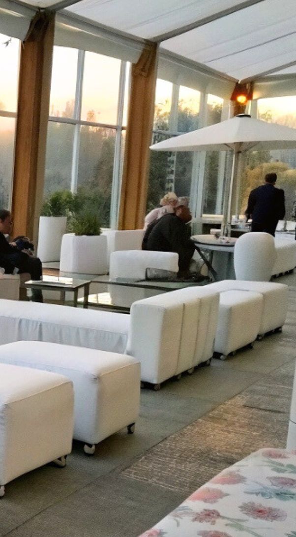 salas-lounge-blanca-para-eventos renta de salas lounge